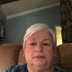 Meet your Posher, Myra